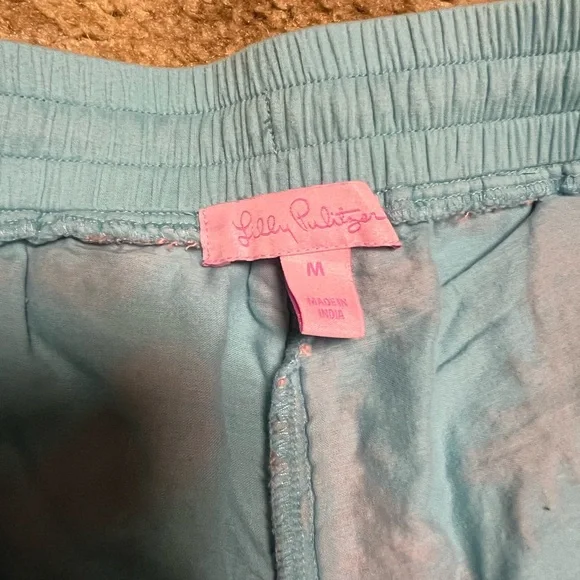 Lilly Pulitzer Baybreeze Embroidered Pineapple Shorts - Picture 5 of 6